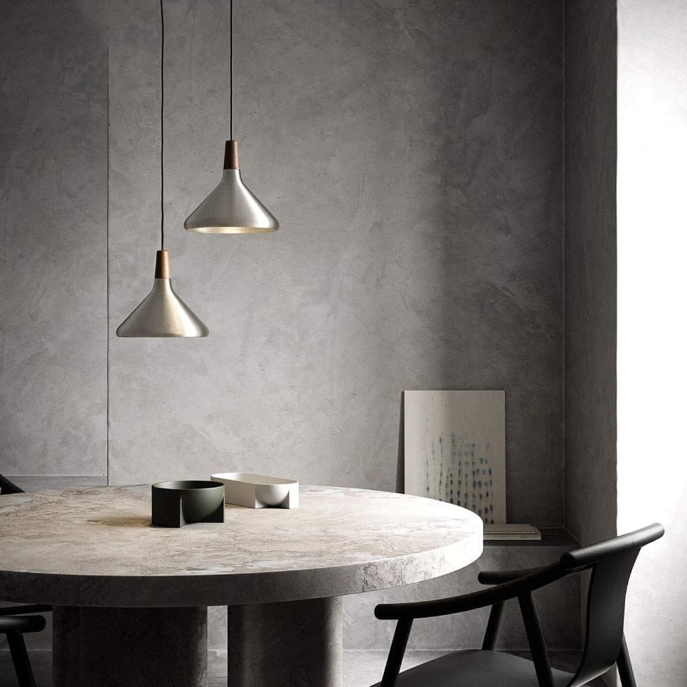 Sleek Ceiling Lamp - Modern Pendant Light for Home Decor