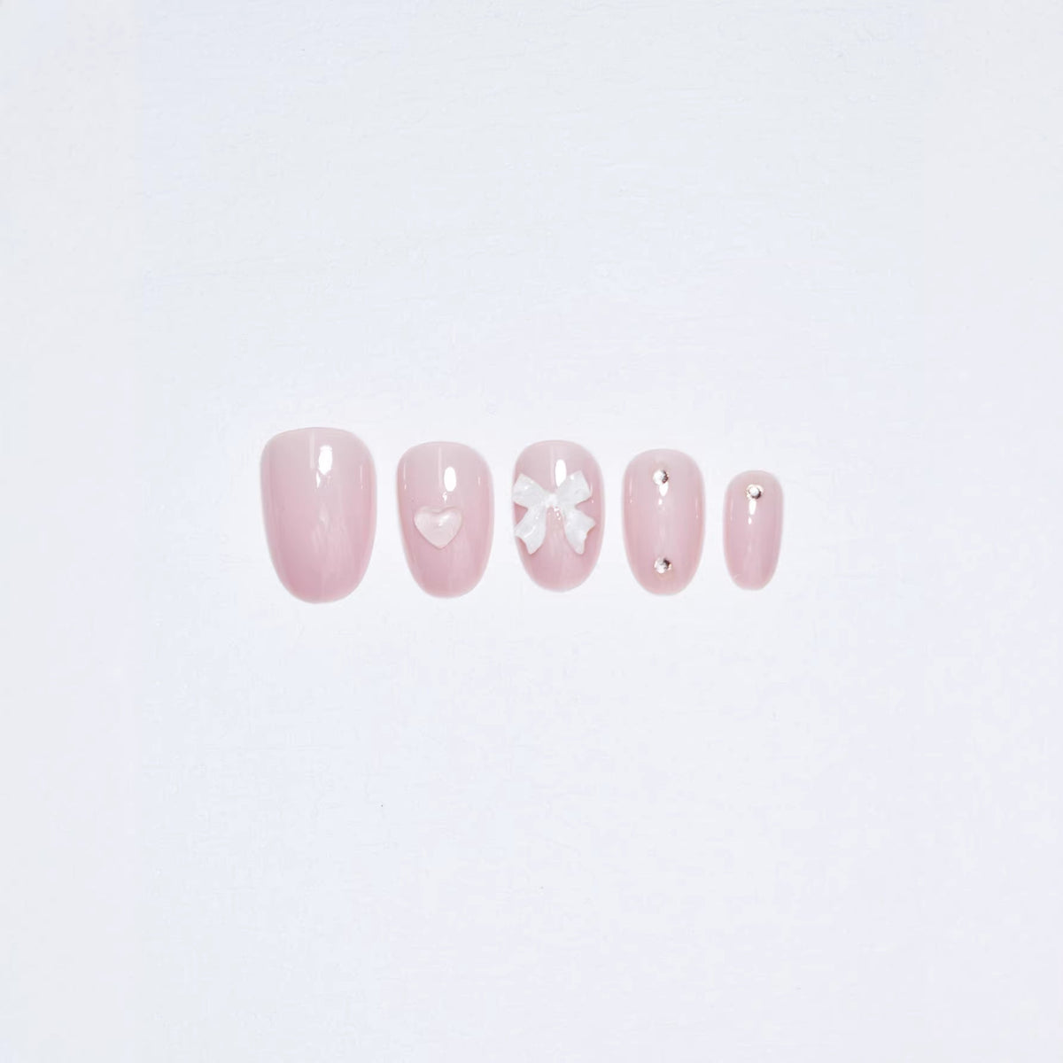 Elegant Bow Accent Press-On Nail Set