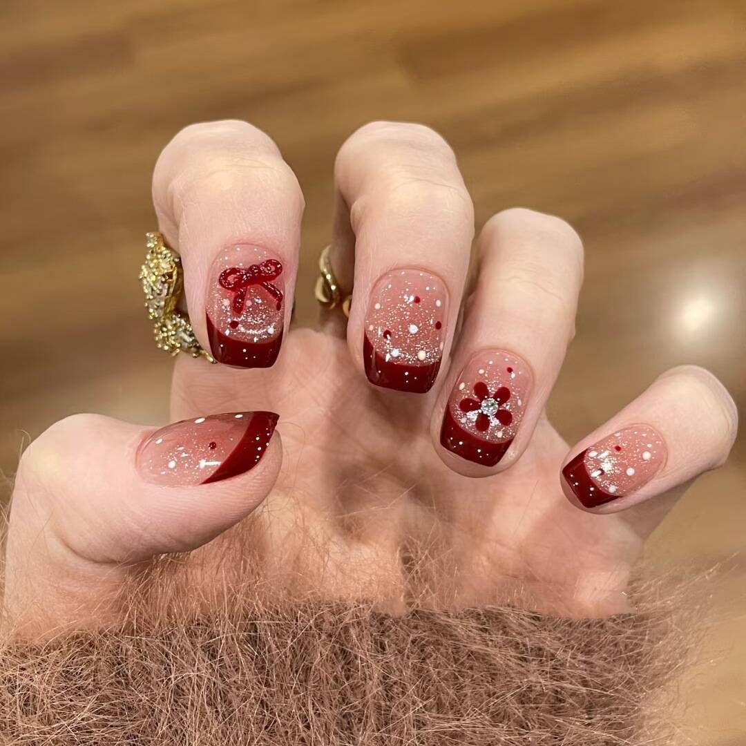 Press-On Nails with Artistic Ocean Theme Design