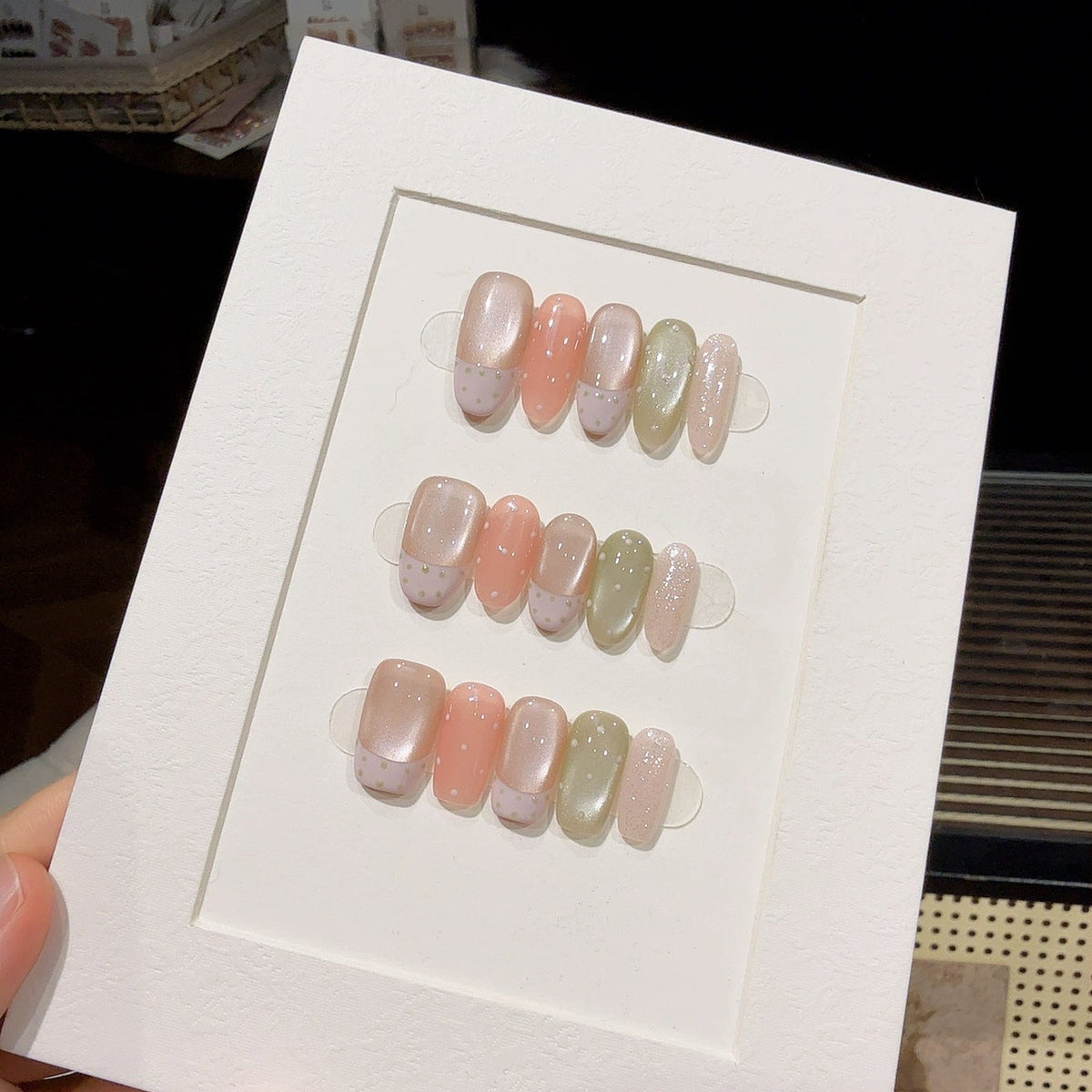 Artistic Design Press-On Nail Kit