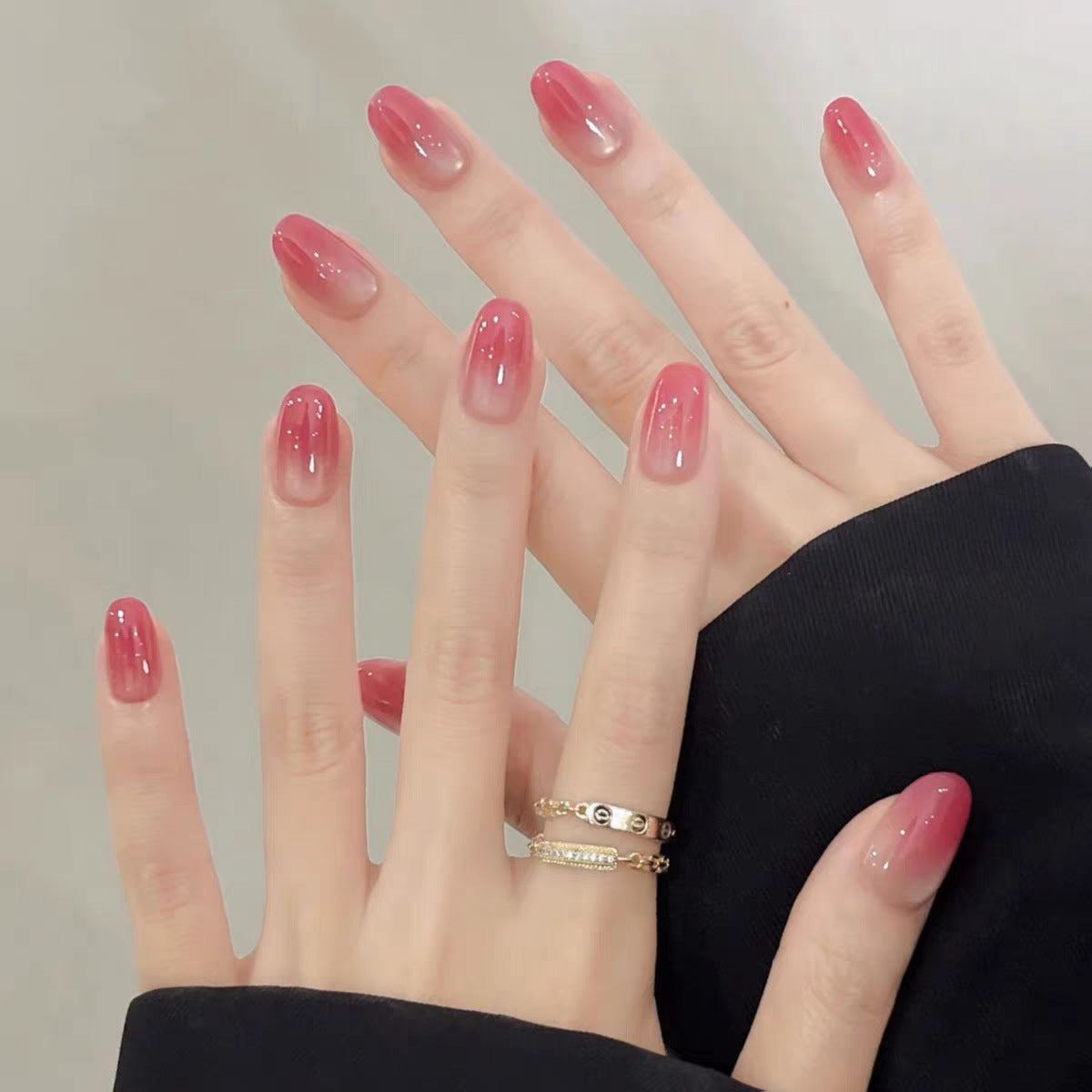 Square Press-On Nail Set in Acrylic Finish