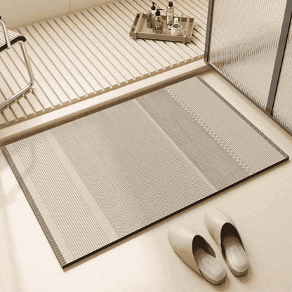 Plush Bath Mat with High Absorbency for Luxury Bathrooms