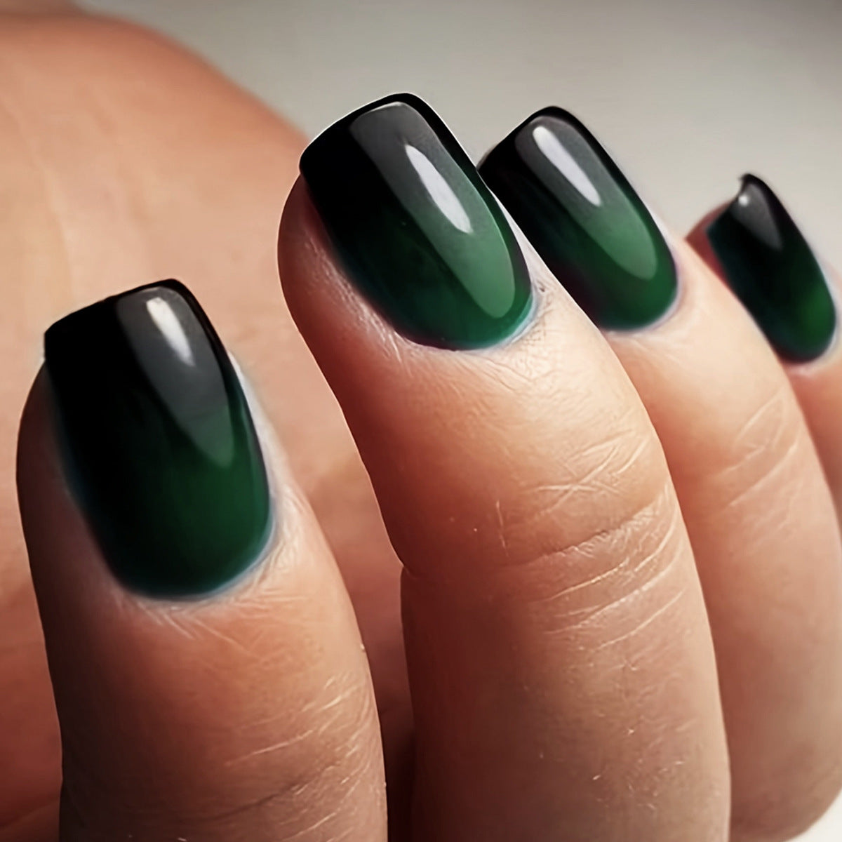 Artistic Nail Tips for Creative Manicures