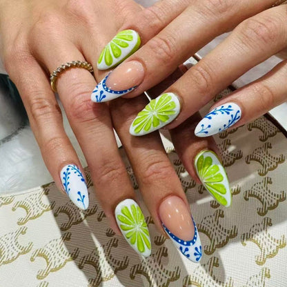Press-On Nail Art Set with Animal Designs