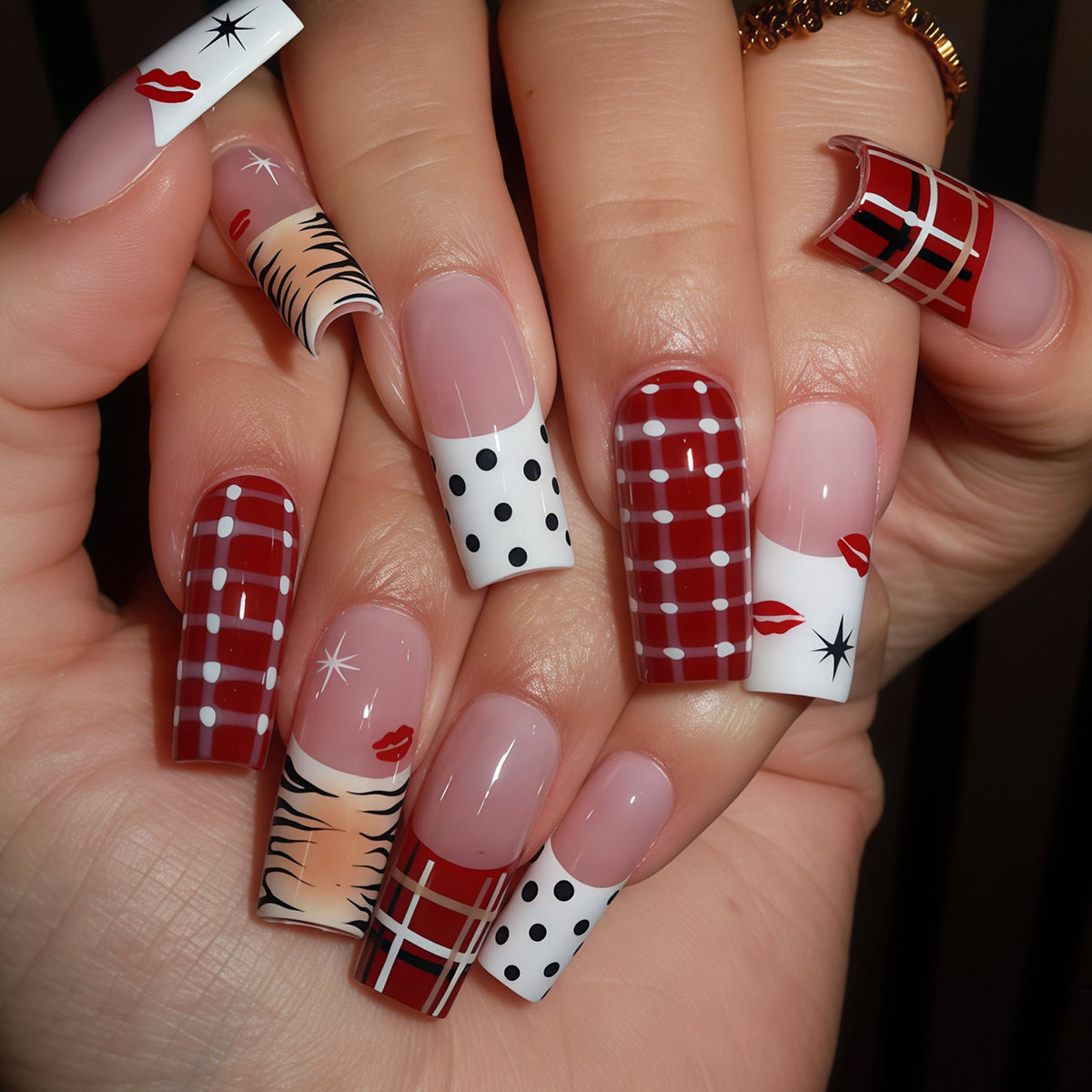 Unique Pattern Press-On Nail Set for Artistic Styles