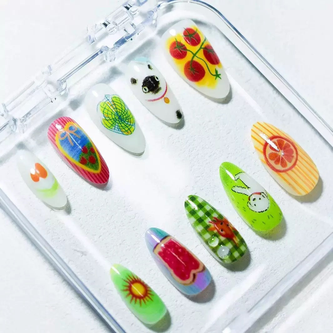 Themed Nail Art Kit with Creative Designs