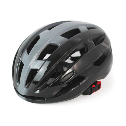 Streamlined Cycling Race Helmet for Enhanced Performance