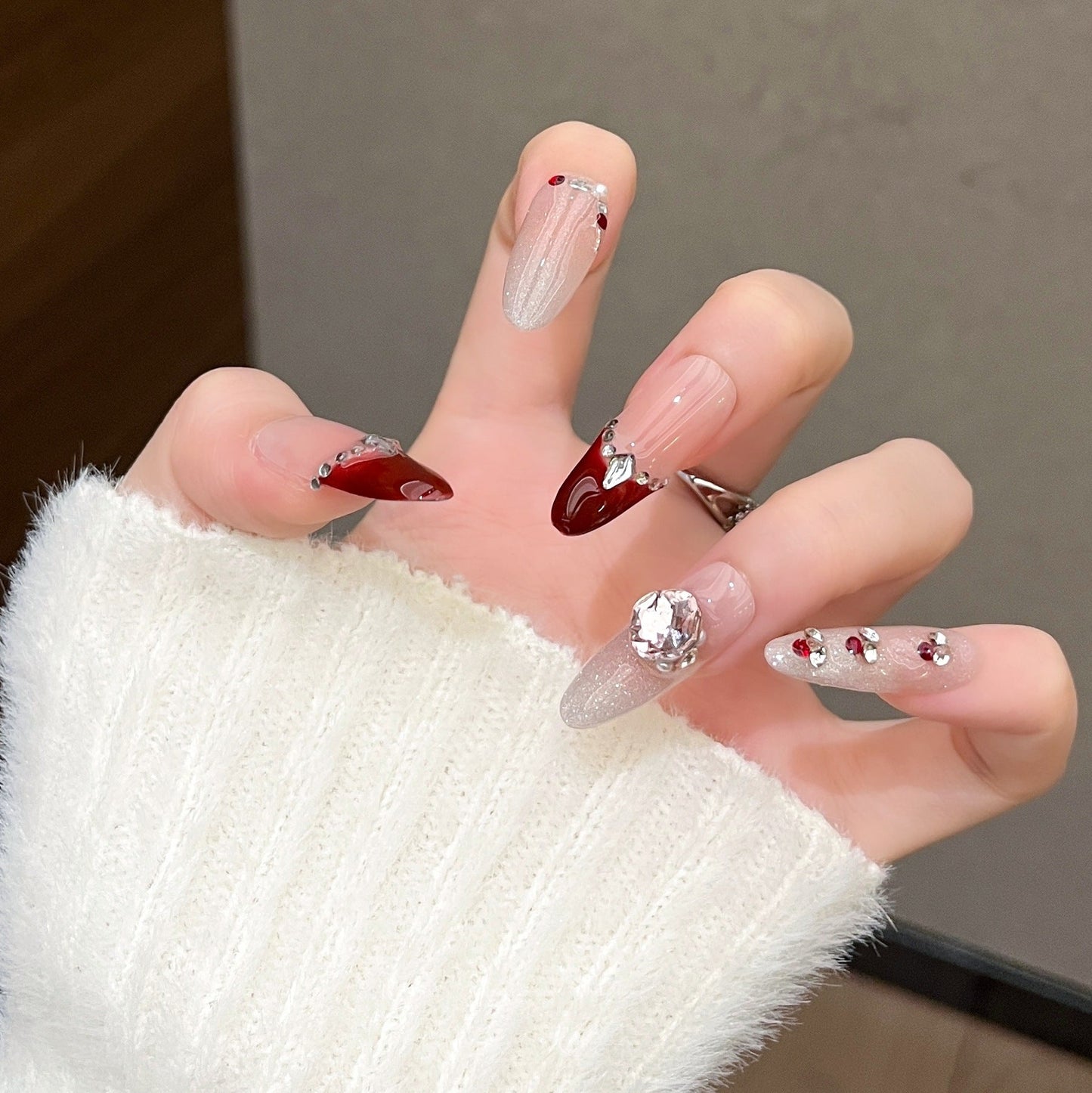Set of 3D Decorative Press-On Nail Art