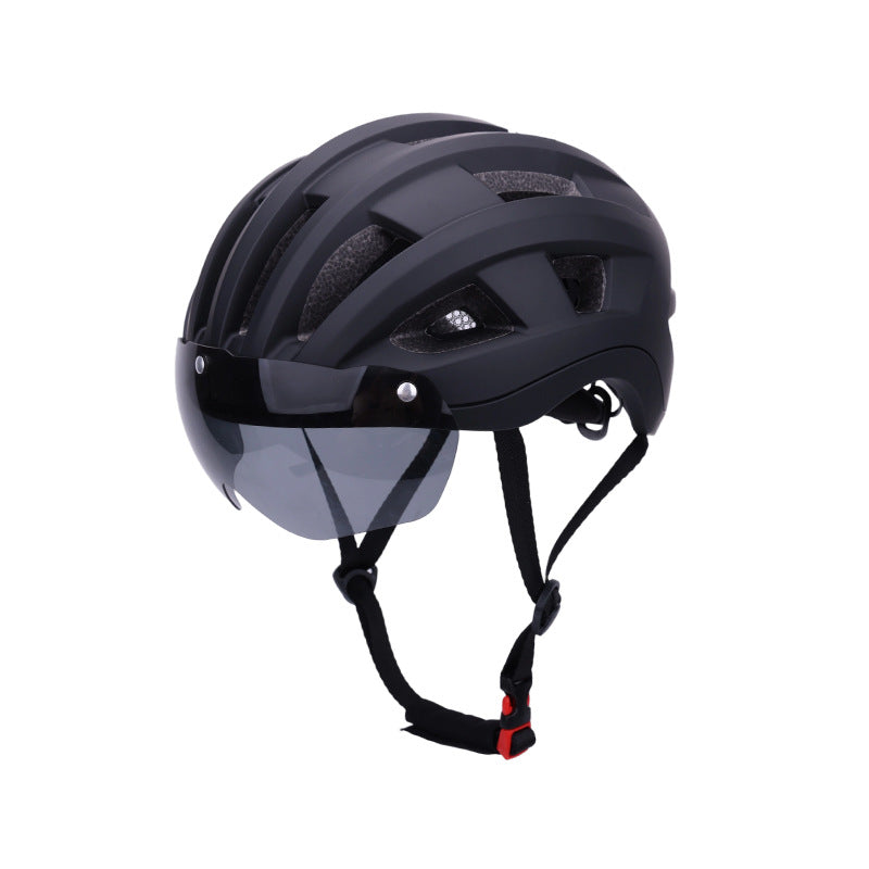 Streamlined Cycling Helmet for Enhanced Aerodynamics