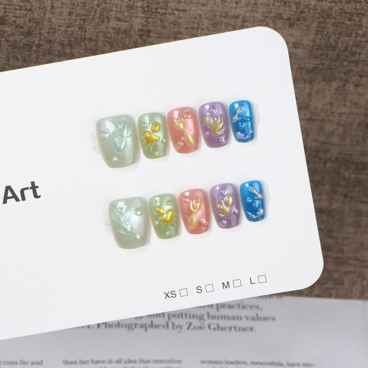Floral Pattern Press-On Nail Set – Artistic Design