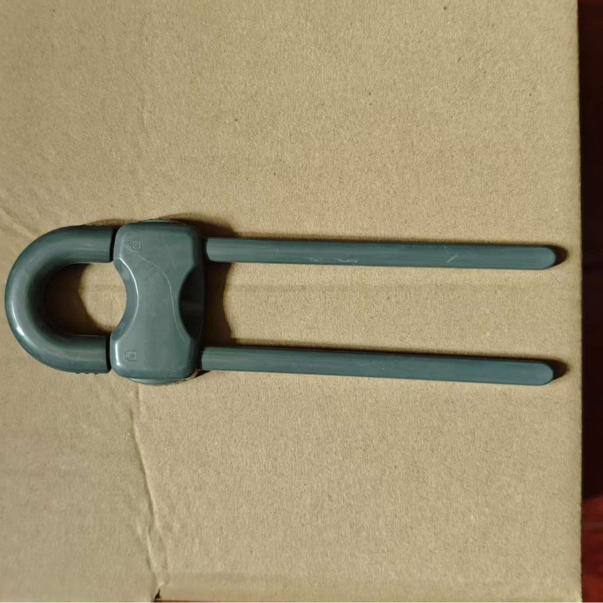 Security Strap for Doors with Adjustable Locking Mechanism
