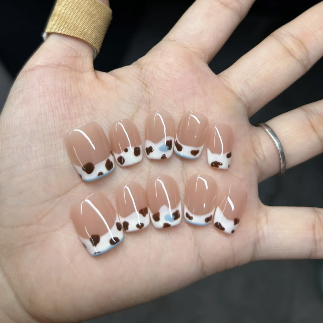 Artificial Nails with Animal Print Design