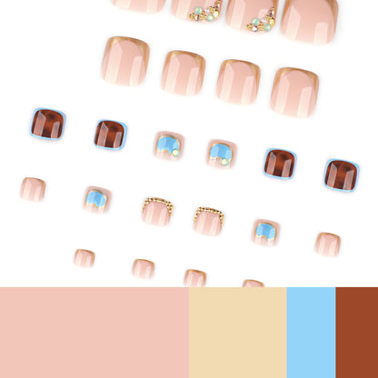 Elegant Gold Design Toenail Art for Artistic Nail Decoration