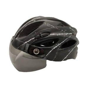 Streamlined Cycling Helmet for Enhanced Performance