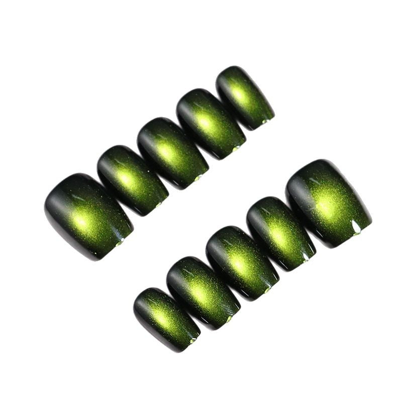 Gradient Effect Press-On Nail Set – Artistic Design