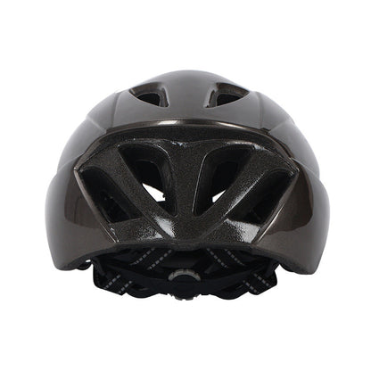 Aerodynamic Cycling Helmet for Enhanced Performance