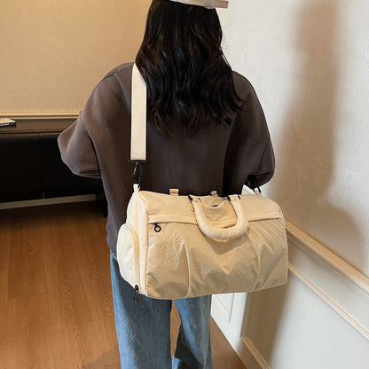 Versatile All-Season Sports Duffel Bag