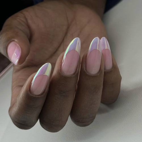 Elegant Gradient Design on Artistic Stiletto Nail Tips