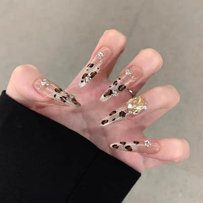 Square Press-On Nail Set in Acrylic Finish