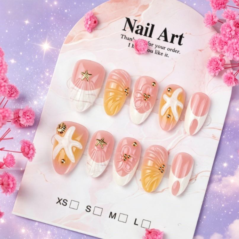 Press-On Nail Set Featuring Distinctive Summer Patterns