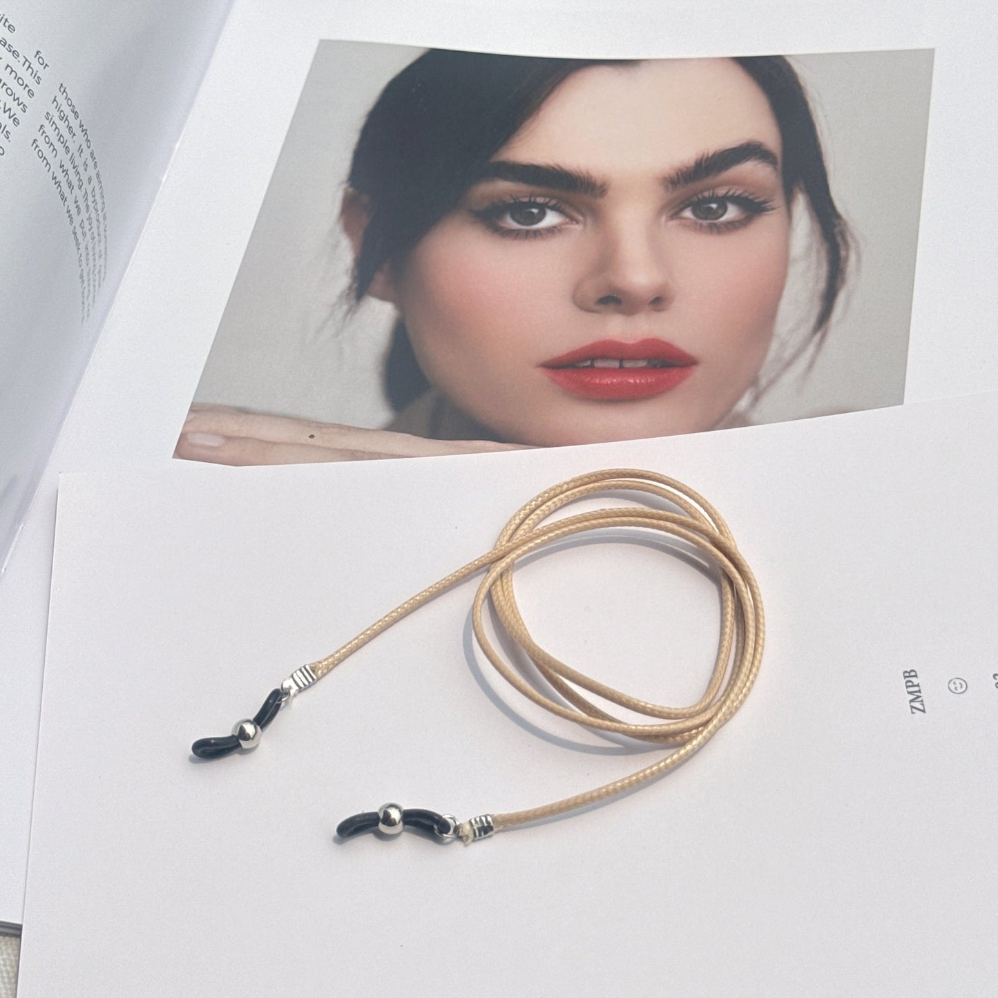 Eyewear Retainer Chain with Adjustable Design