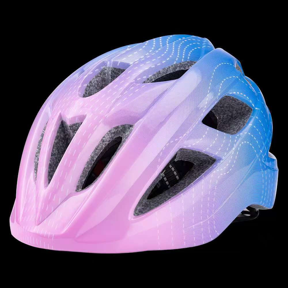 Safety Helmet for Cycling with Aerodynamic Design
