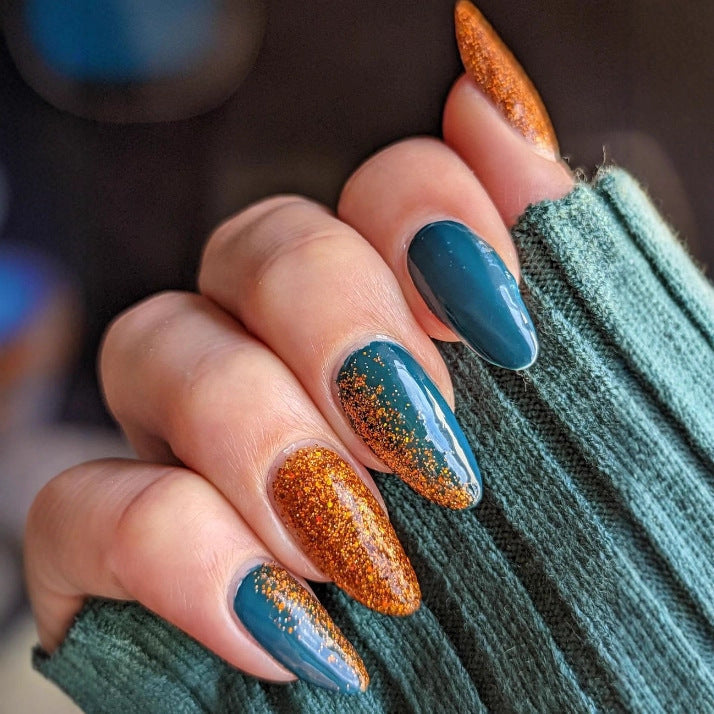 Peacock Feather Nail Art Design – Stunning Creative Manicure