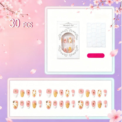 Press-On Nail Set Featuring Distinctive Summer Patterns