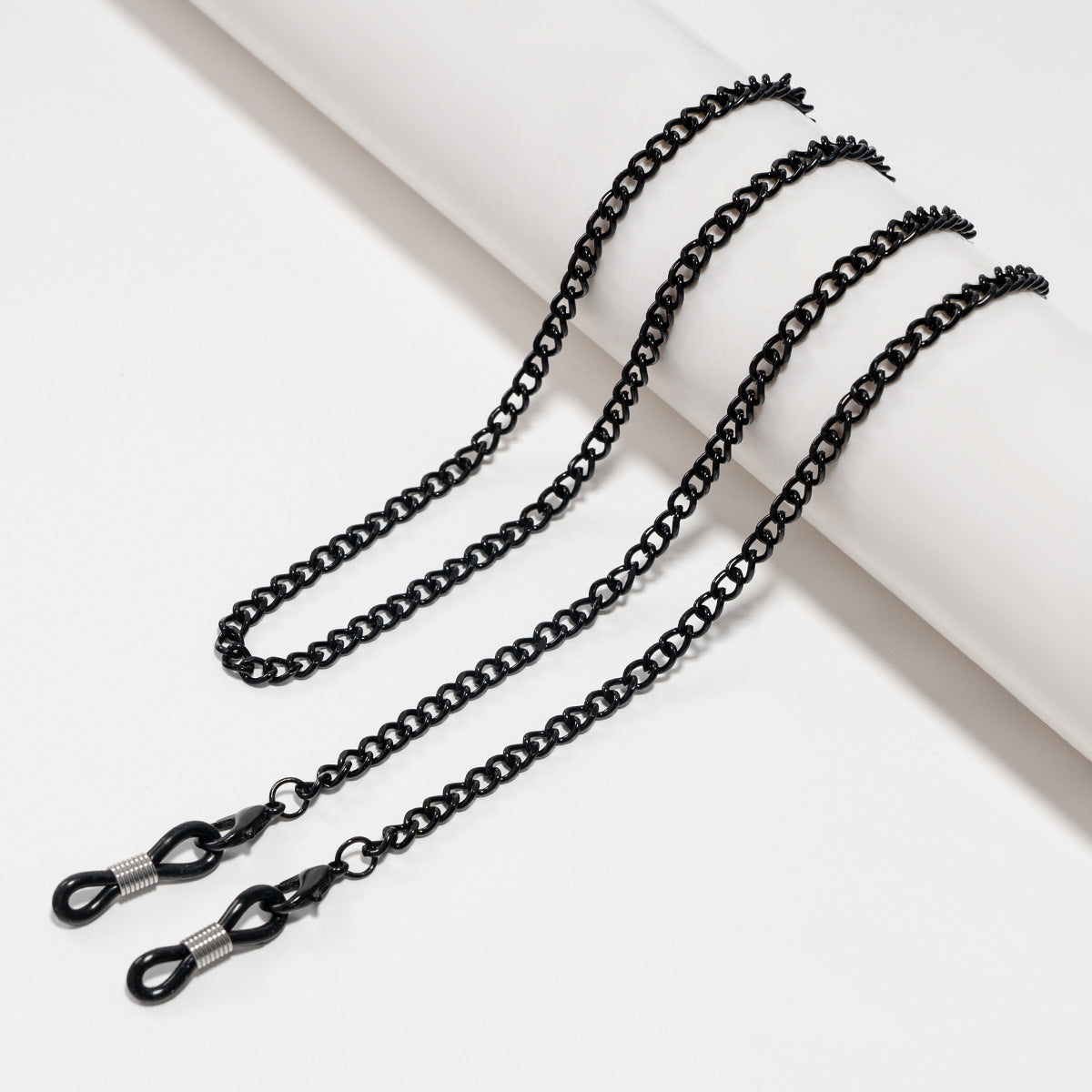 Eyewear Chain with Adjustable Features