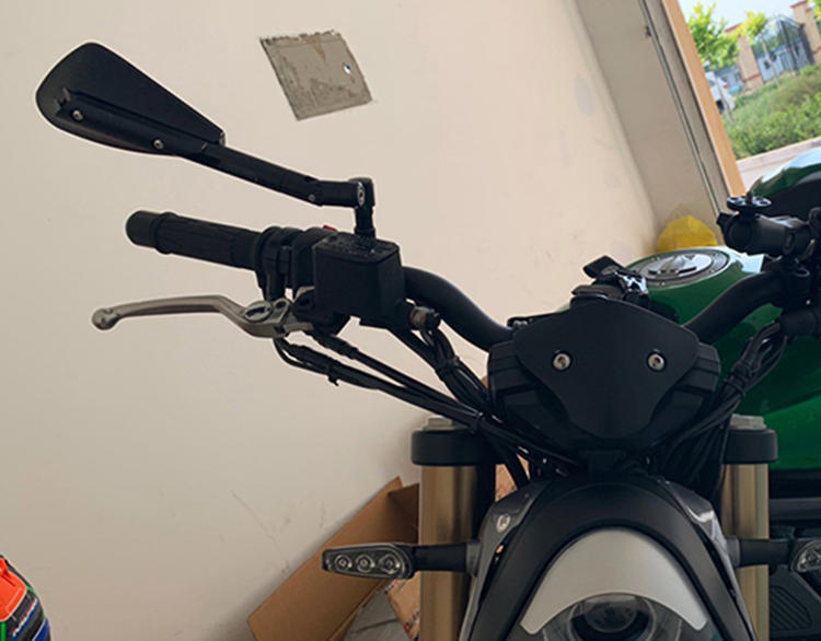 Flexible Rearview Mirrors for Sports Motorcycles