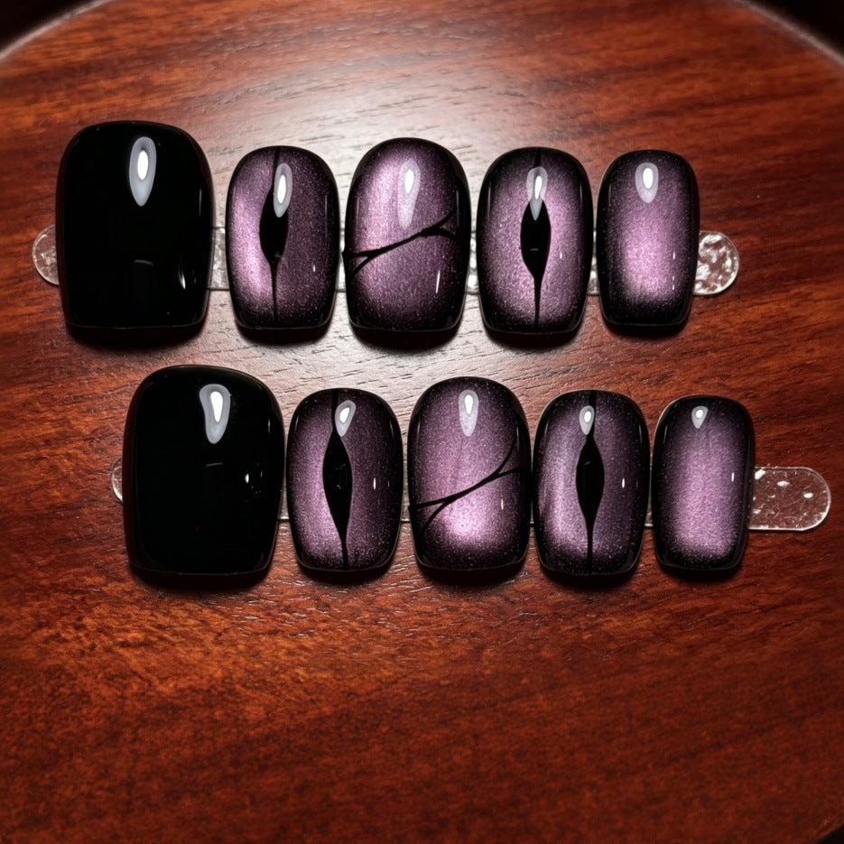 Press-On Nails with Artistic Ombre Design