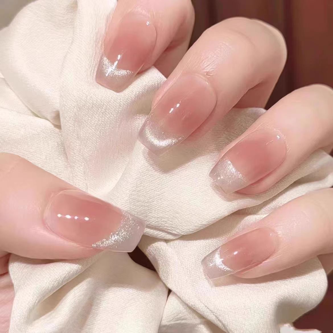 Themed Press-On Nails with Artistic Design