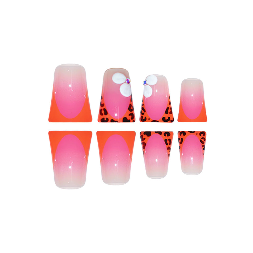 Creative Oval Nail Extensions