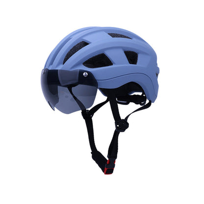 Streamlined Cycling Helmet for Enhanced Aerodynamics