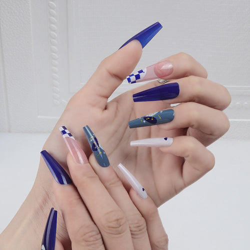 Geometric Pattern Press-On Nail Art Set