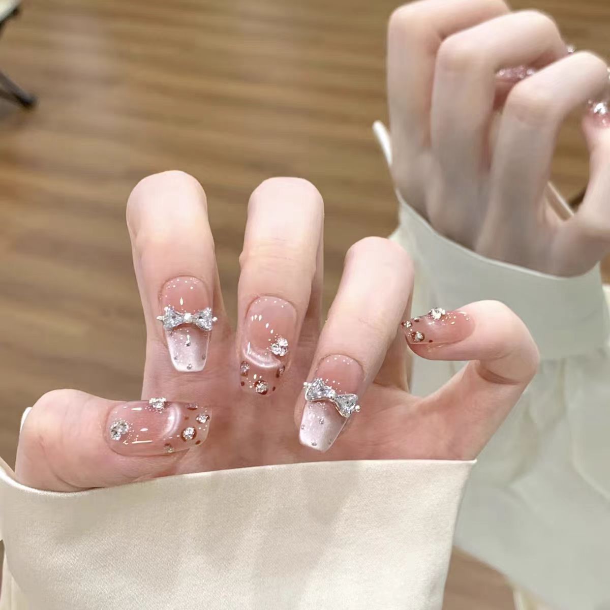 Themed Press-On Nails with Artistic Design