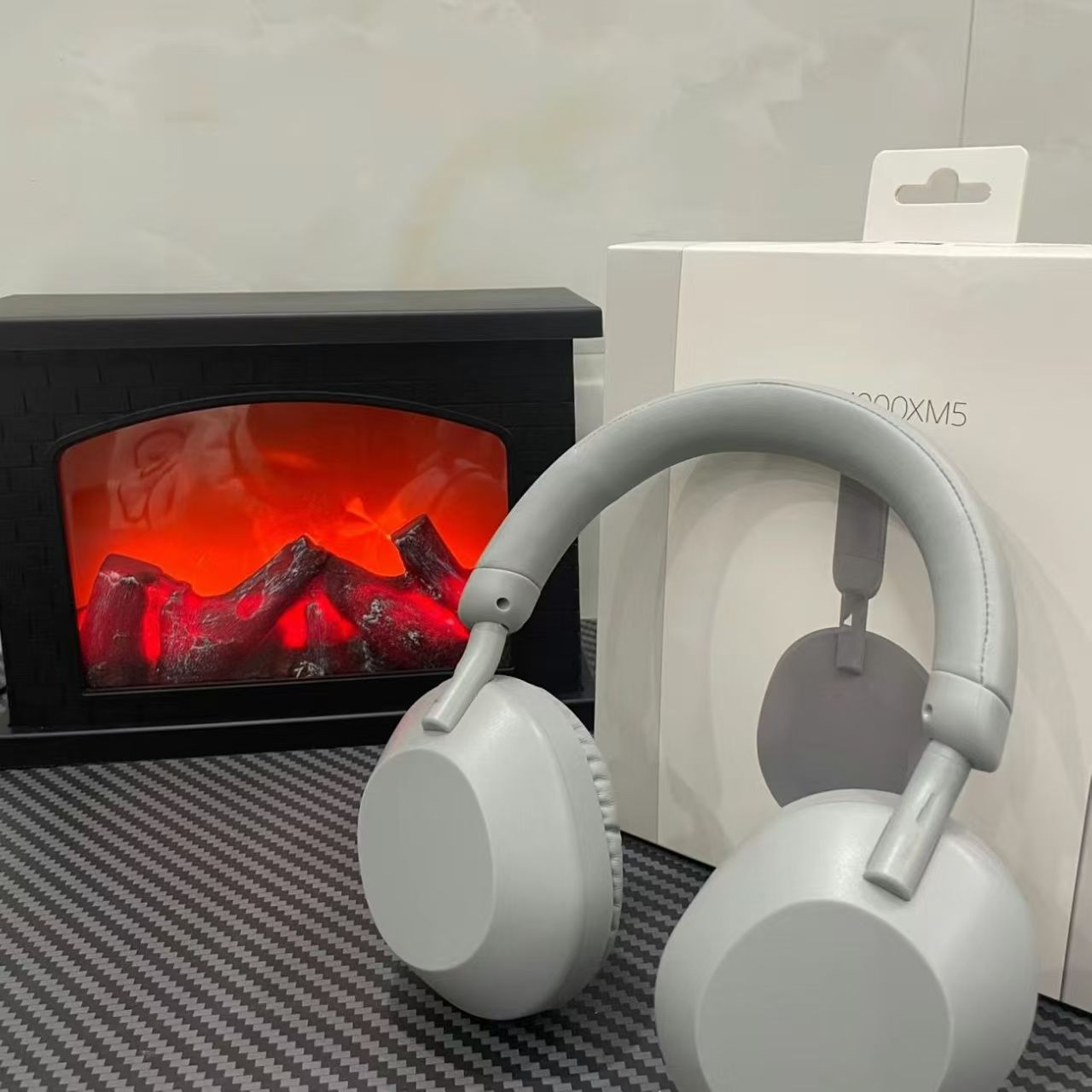 Noise-Canceling Headphones for Sound Isolation