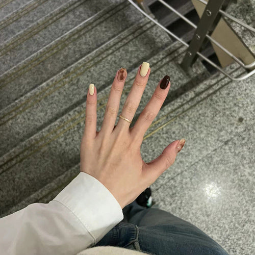 Marble Effect Press-On Nails for Artistic Look