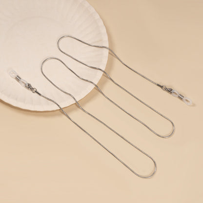 Eyewear Retainer with Adjustable Fit