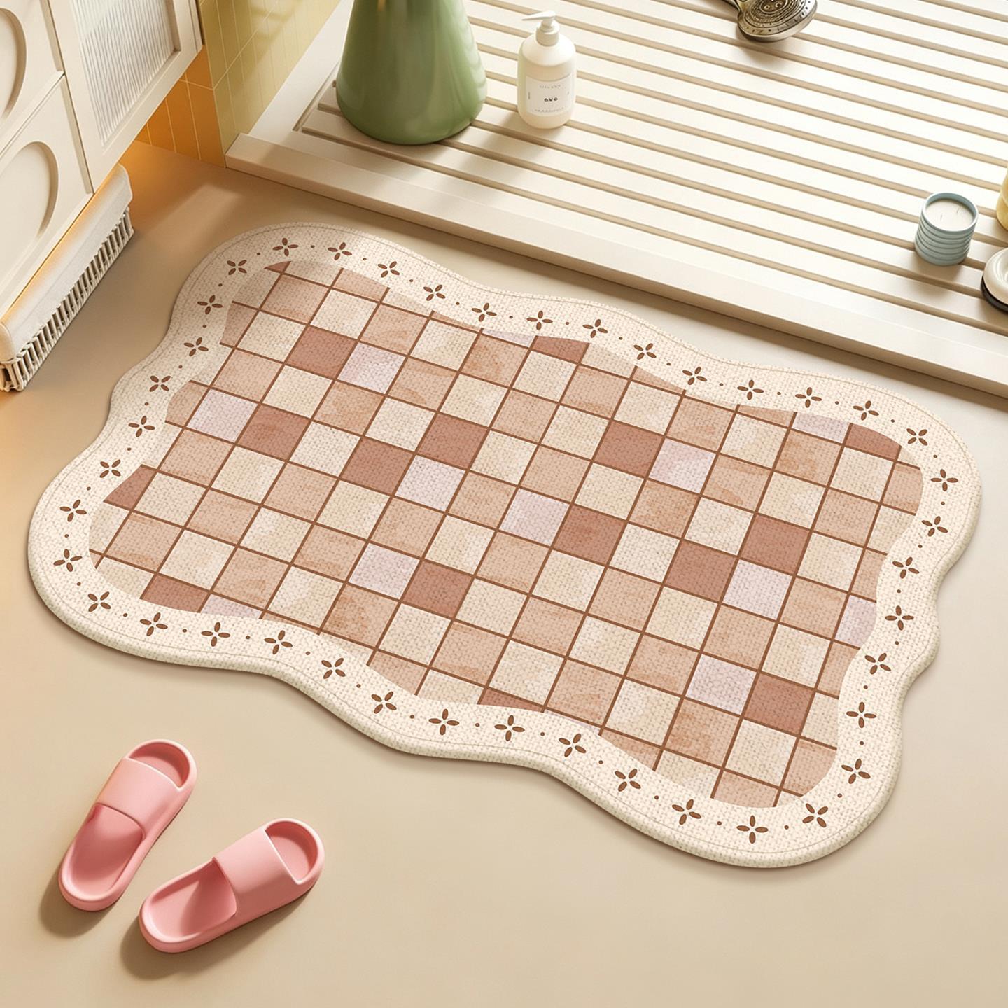 Floral Patterned Bath Mat with Absorbent Texture