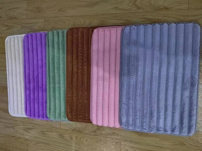 Memory Foam Bath Mat – Highly Absorbent and Soft