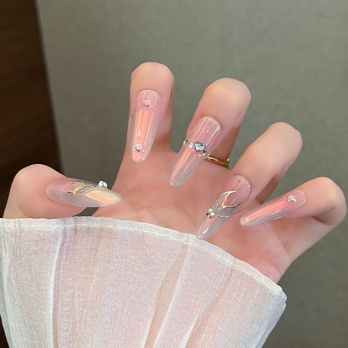 Set of 3D Decorative Press-On Nail Art