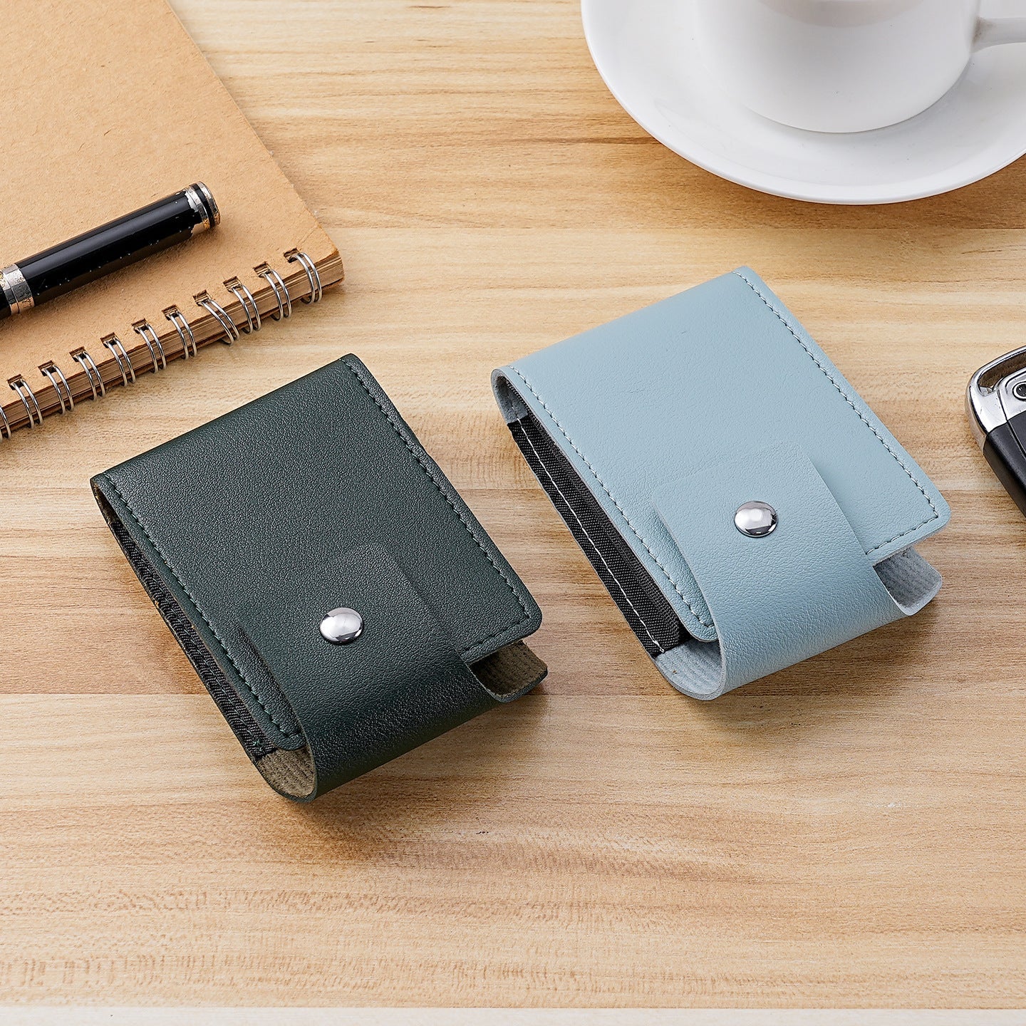 Coin Wallet with Accordion Design