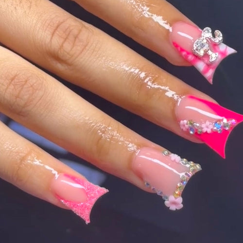 Decorative Press-On Nail Extensions Featuring Rhinestone Details