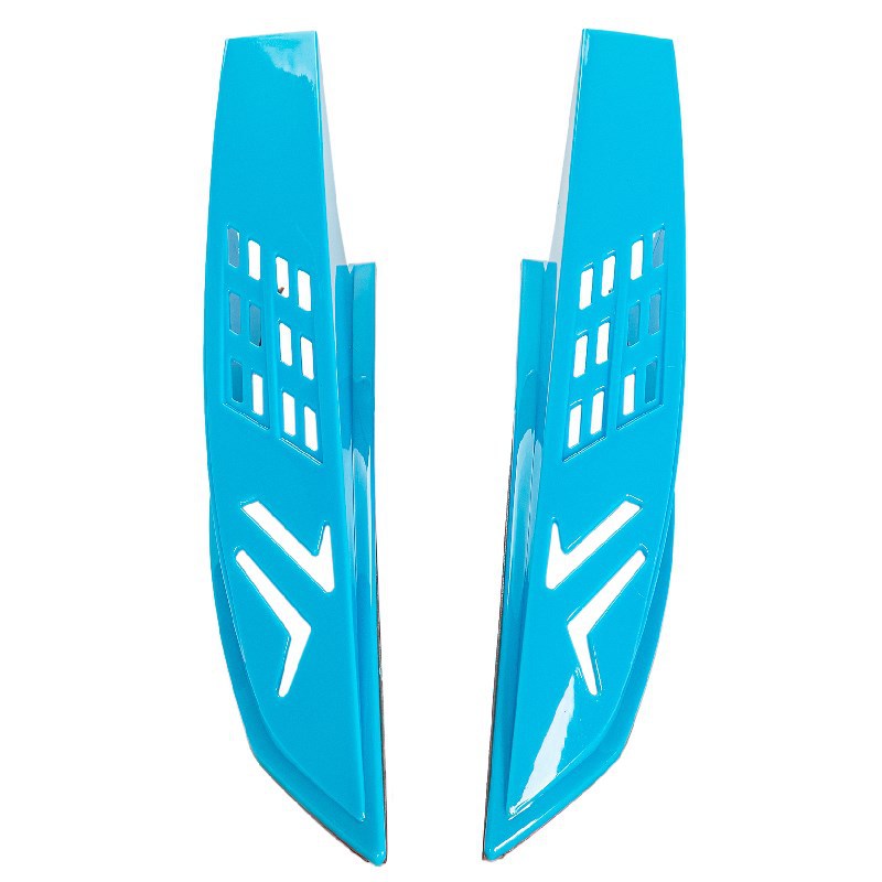 Side Panels for Aerodynamic Motorcycle Helmet