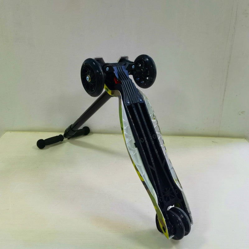 Kickboard Scooter with Adjustable Features