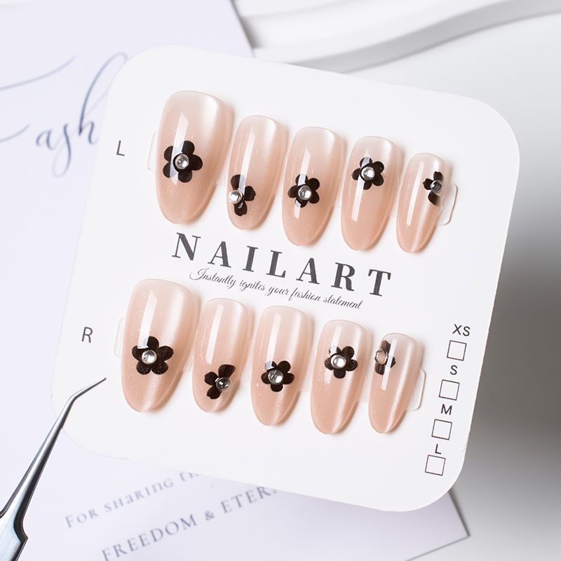 Cute Character Design Press-On Nail Set