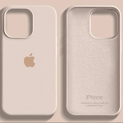 Silicone MagSafe Case for iPhone – Soft-Touch Protection in Silver