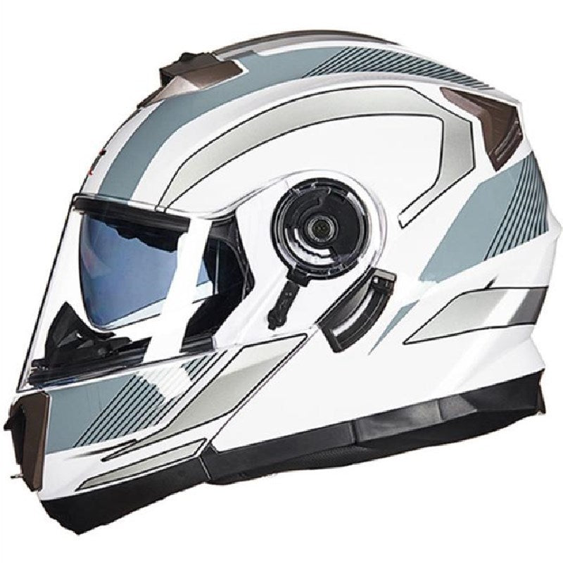 Full-Face Motorcycle Helmet with Aerodynamic Design