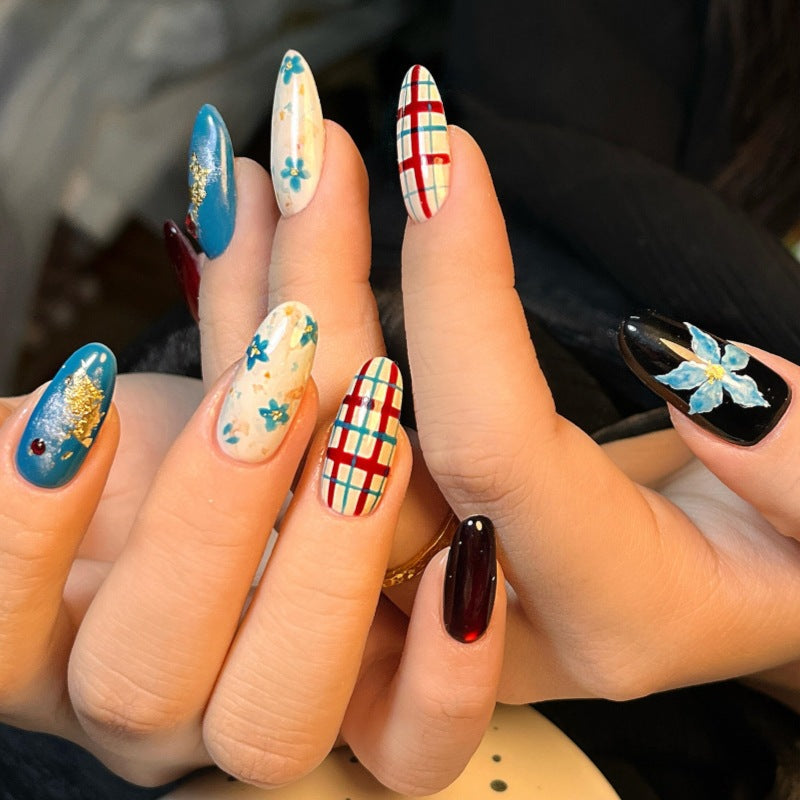 Press-On Nail Art Set with Animal Designs